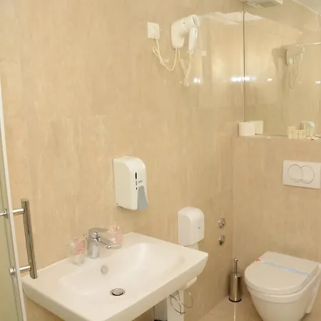 Hotel Kr