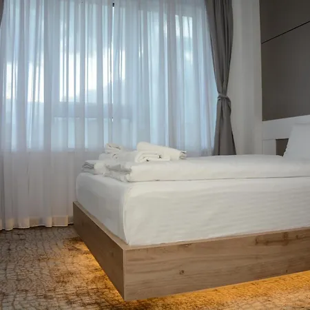 Hotel Kr 4*