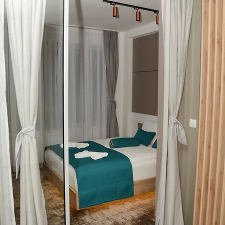 Kr Hotel